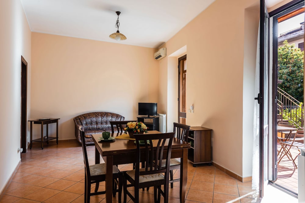 Casa Zafferana With Terrace by Wonderful Italy