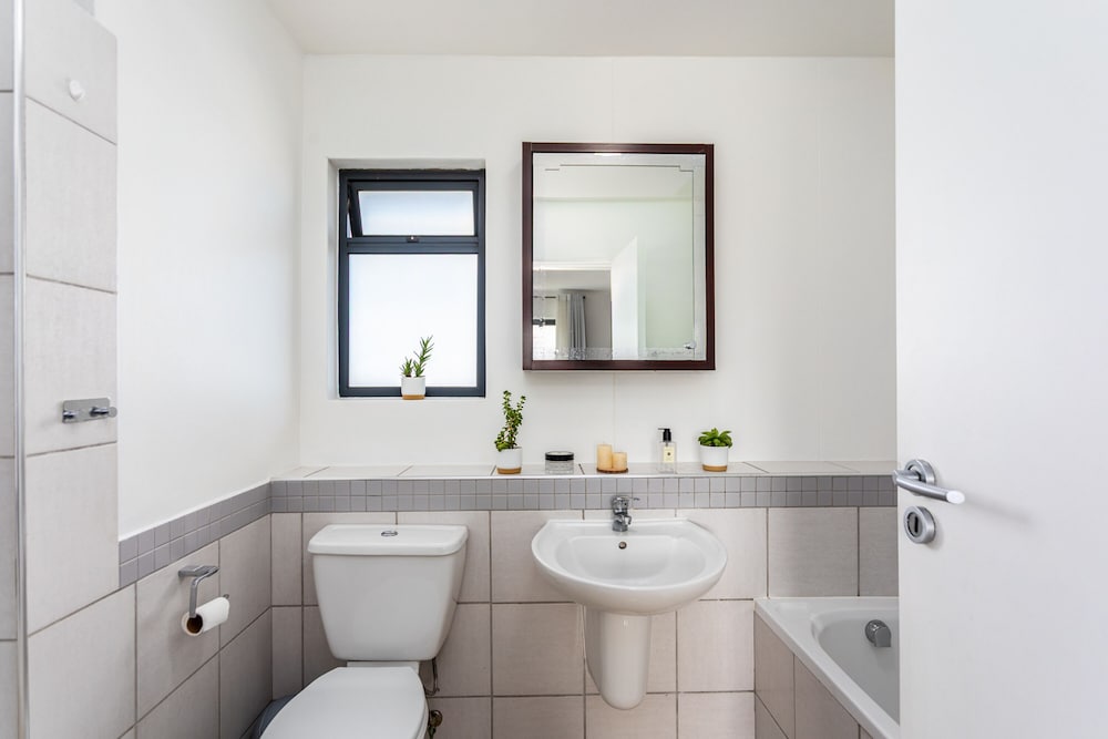 Knightsbridge 702w by Ctha