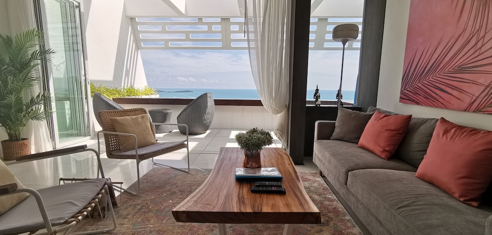Aqua Samui Villas