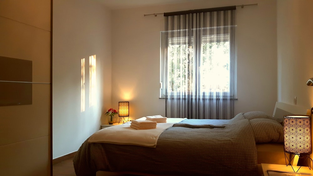 Apartments and Rooms Danijel view 3