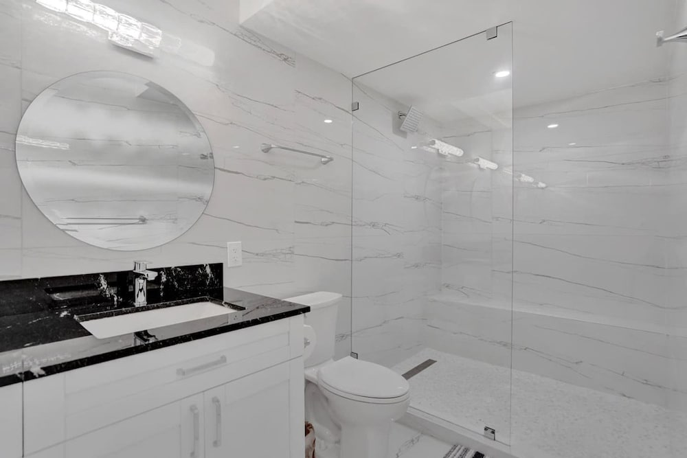 Hibiscus House in Fort Lauderdale