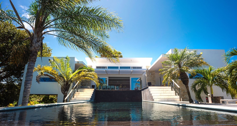 Villas Agua Dulce