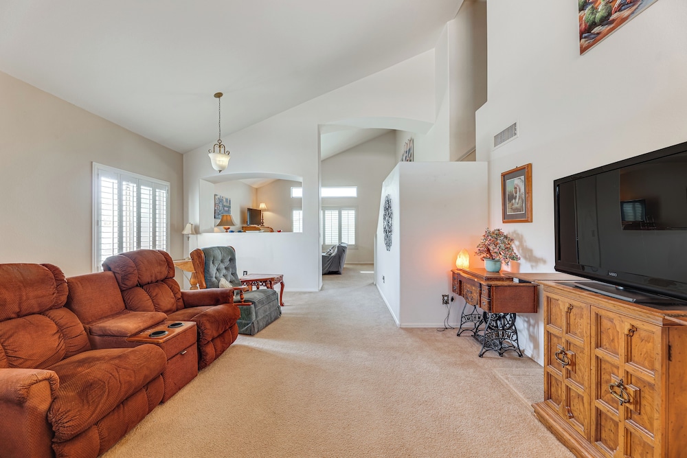 Community Perks & Trails: Goodyear Retreat!