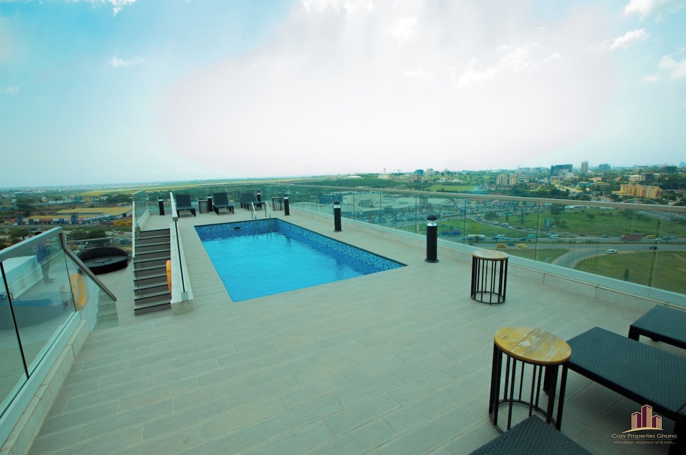 Signature Luxury Suites by Cozy