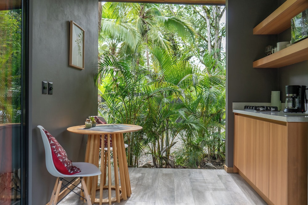 Raya Bungalow
