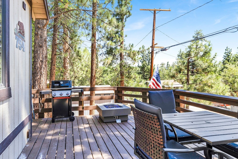 Bear Forest Cabin #2553