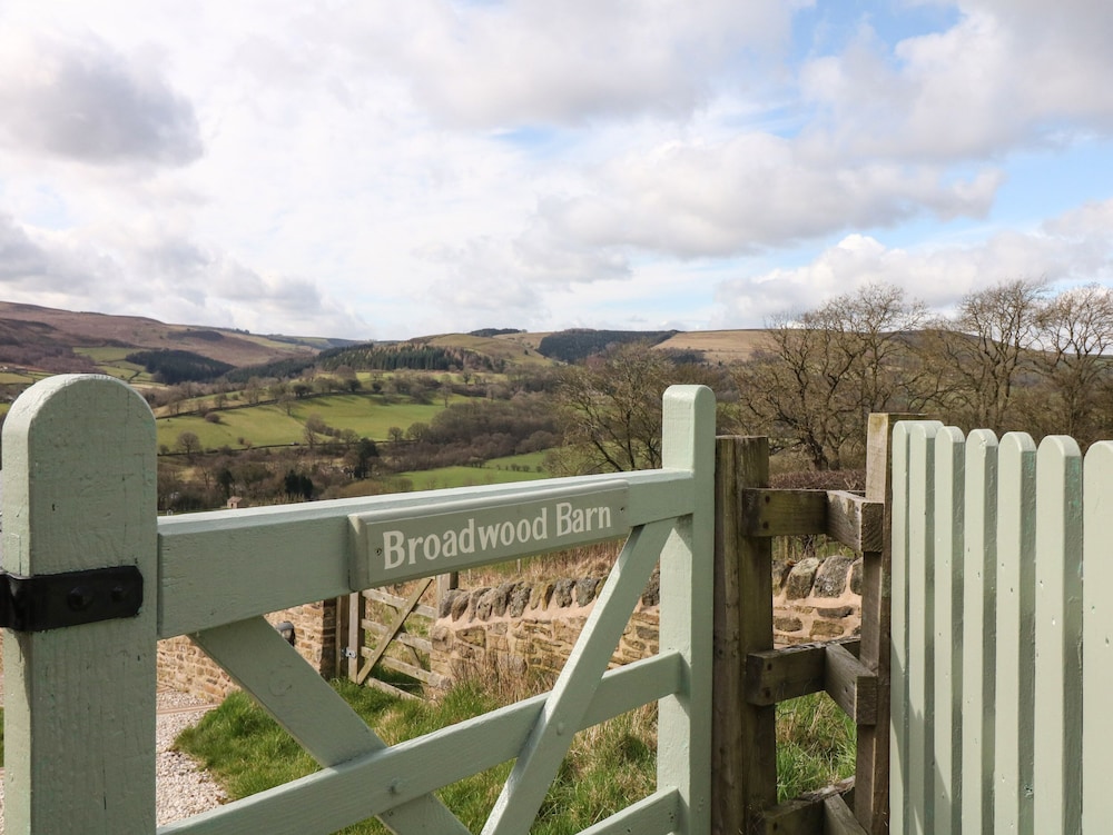 Broadwood Barn