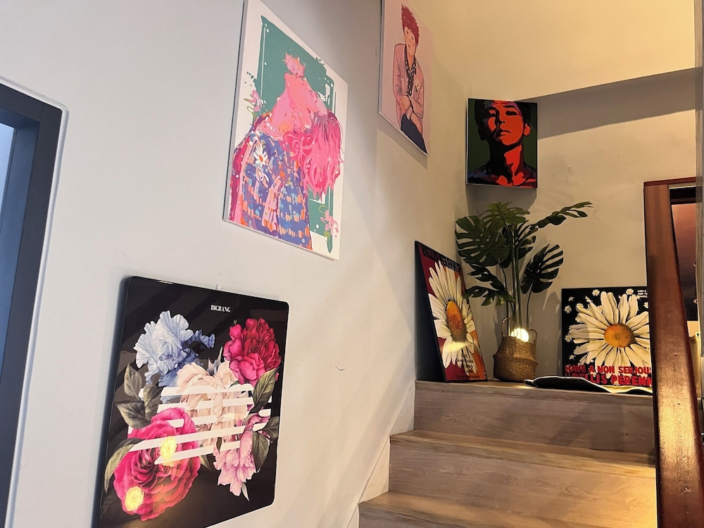 Daisy Light Hostel