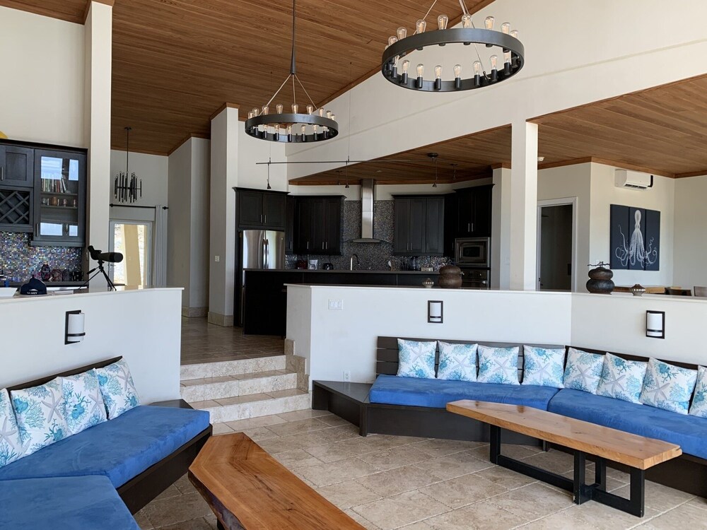 Sky Beach Club Rock House 4 Bedroom Home - Photo 18