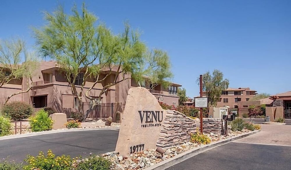 Grayhawk Condo By Signature Vacation Rentals