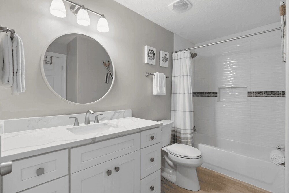 Front Beach Road, Unit 809 - Beach Happy Emerald Isle Resort Unit 809