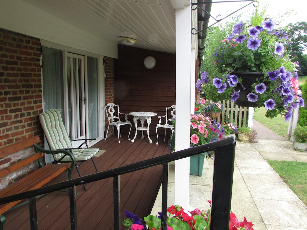 Great Yarmouth Vacations - Decoy Barn - Property Image 16
