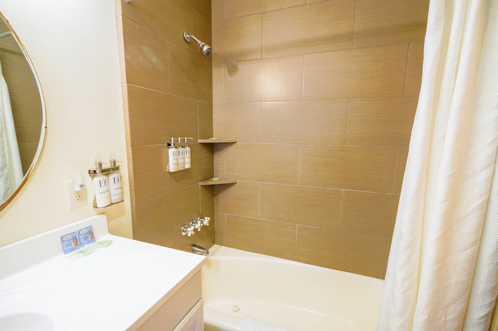 Tahoe Vistana Inn - Property Image 34