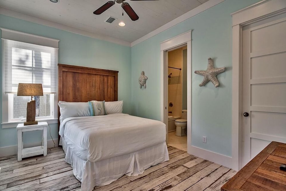 WaterColor Reunions 7 Bedroom Holiday Home by Five Star Properties