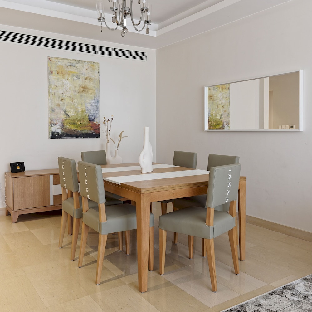 Vesta - Luxury Apt- 2Br - CFC XV