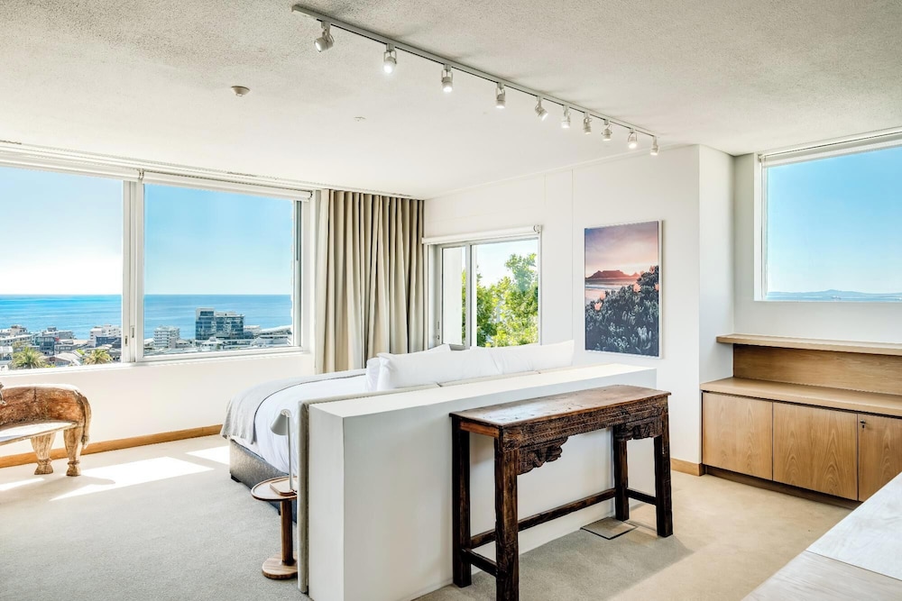 Elegant Fresnaye Ocean View 4bed Nerine Manor