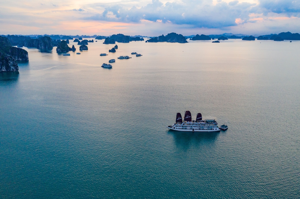 Victory Star Cruise