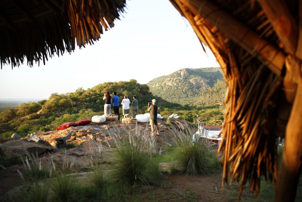 H12 Kipalo Hills