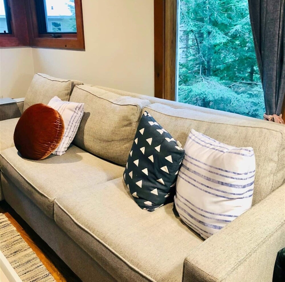 Guest House at Waters Edge