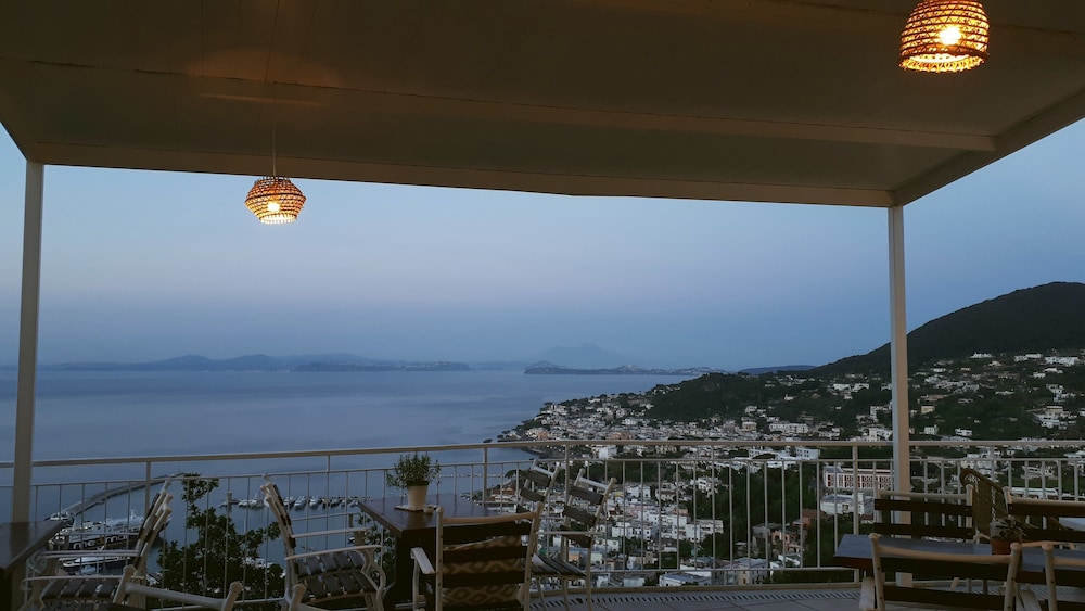 Relais Paradise Villa Janto'