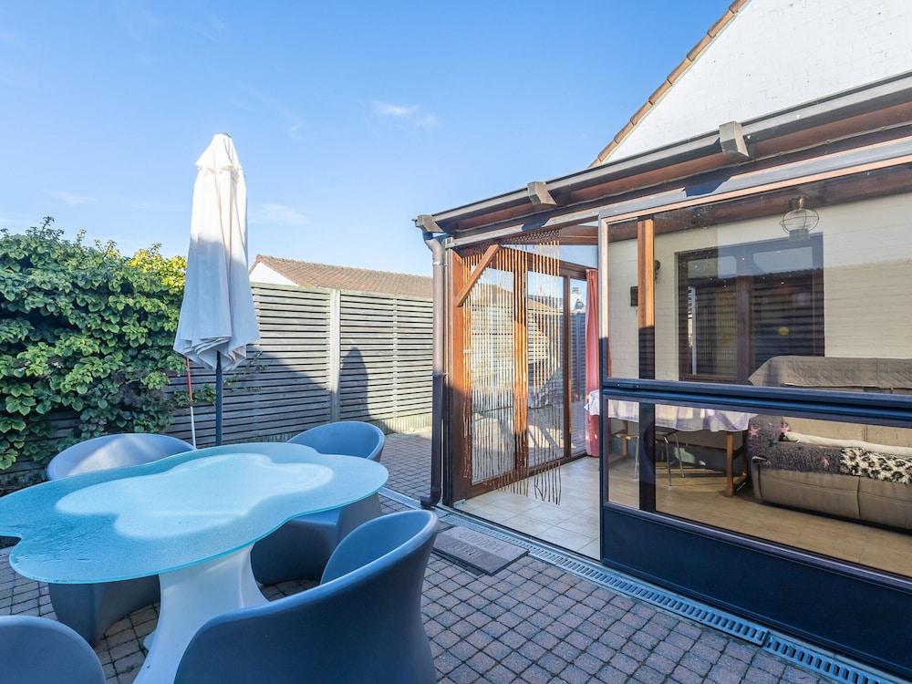 Charming Holiday Home Close to the sea