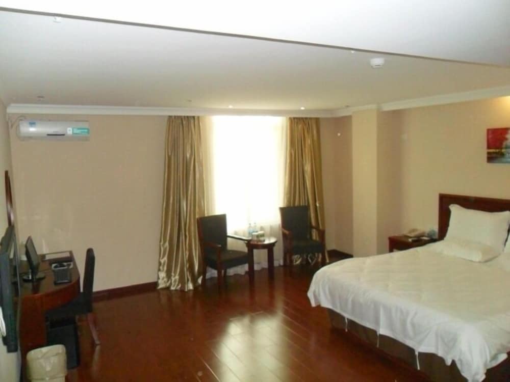 GreenTree Inn Tianjin Wuqing Jingbin Industrial Park Chengwang Road Express Hotel