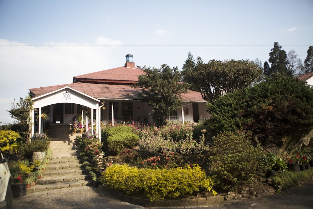 Goomtee Tea Garden Retreat