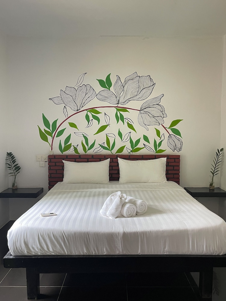 URBAN ANGKOR VILLA