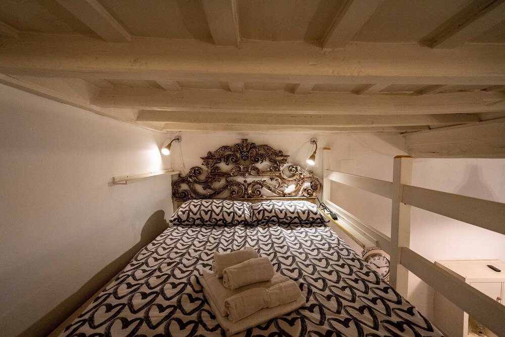 Close to San Pietro and Castel S Angelo Loft Gianicolo