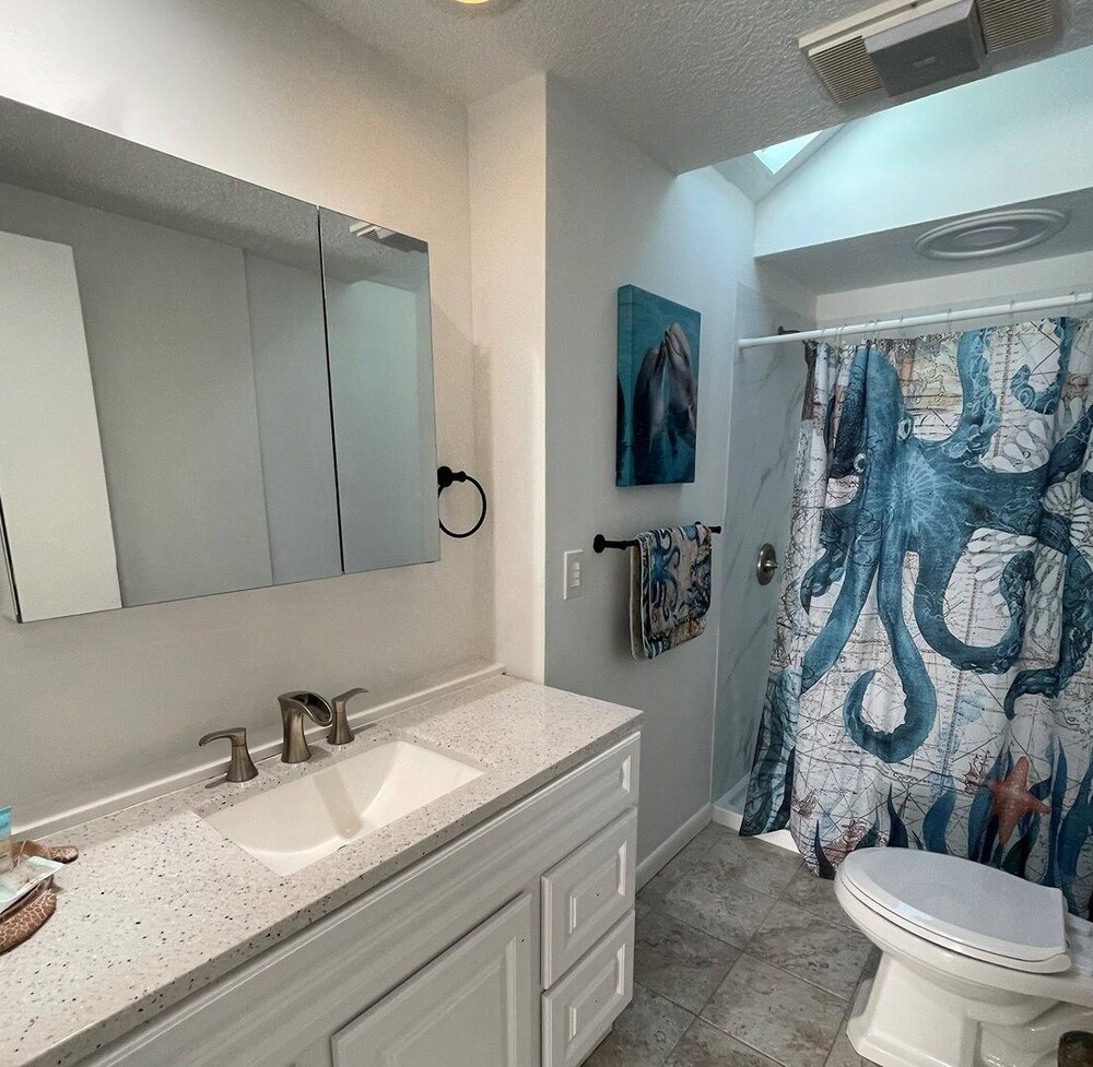 4415 125th 2 Bedroom Home