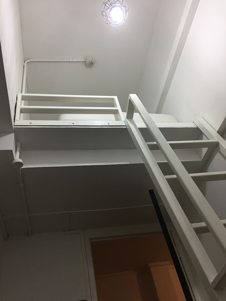 Royal Hostel