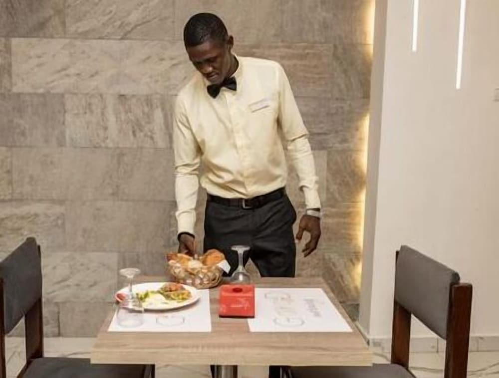 HOTEL GOLDEN PLAZZA CONAKRY