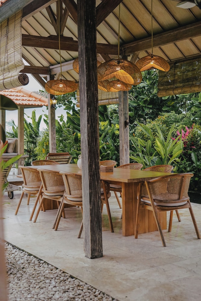 Tropical Villa Indah