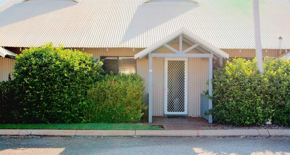 Cable Beach Apartments