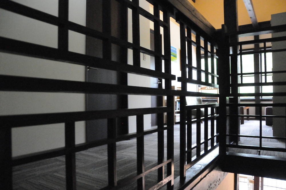 Sakura Guest House - Hostel