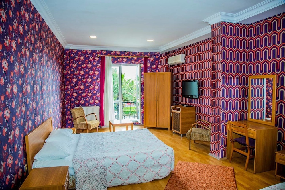 Azim Otel - Property Image 14