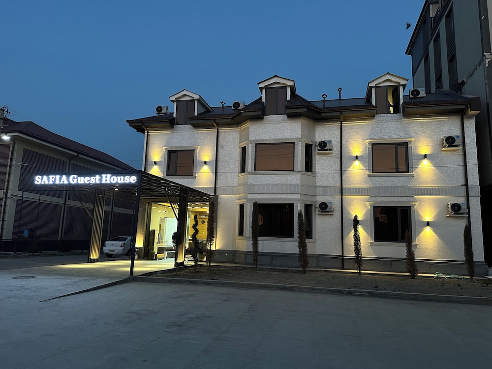 Safia Guest House