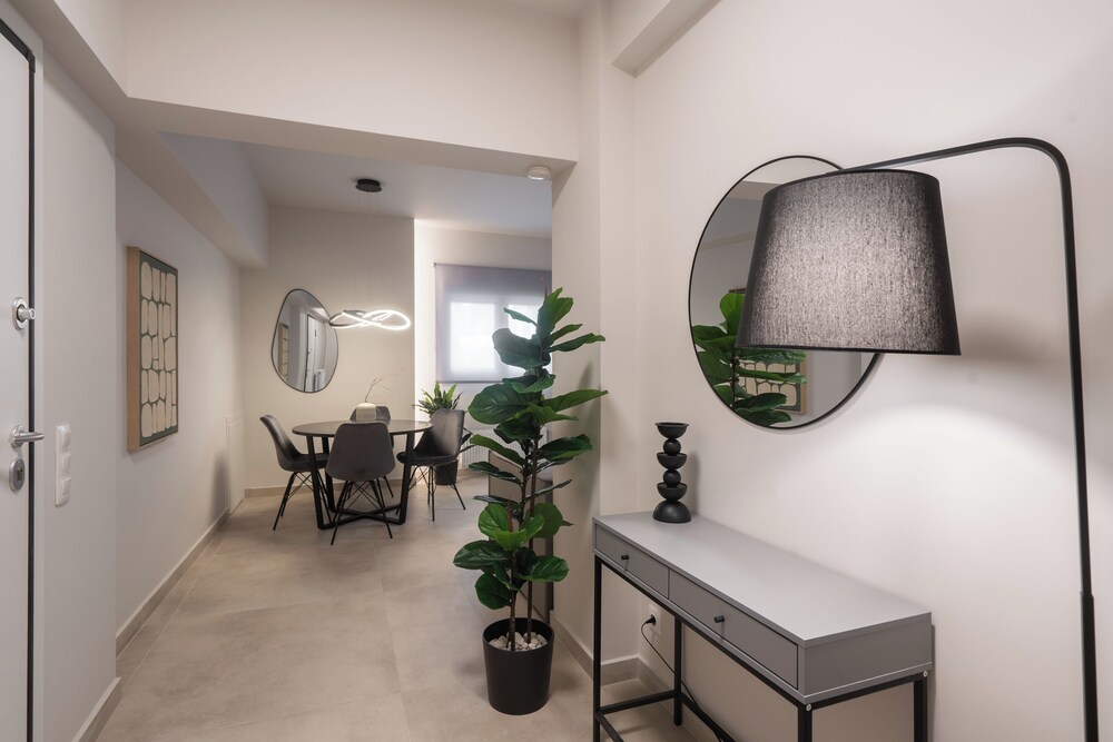 Aminandrou Boutique Apartments, Walk To Acropolis