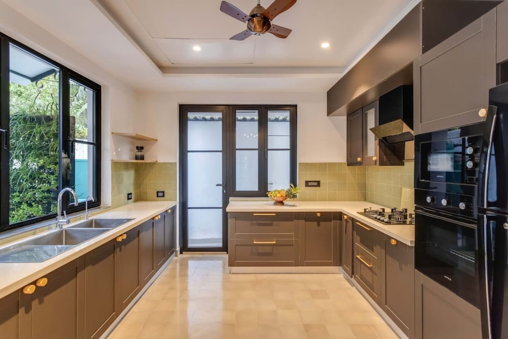 Lux 3BR Villa in Siolim 4km to Beach Wadi House