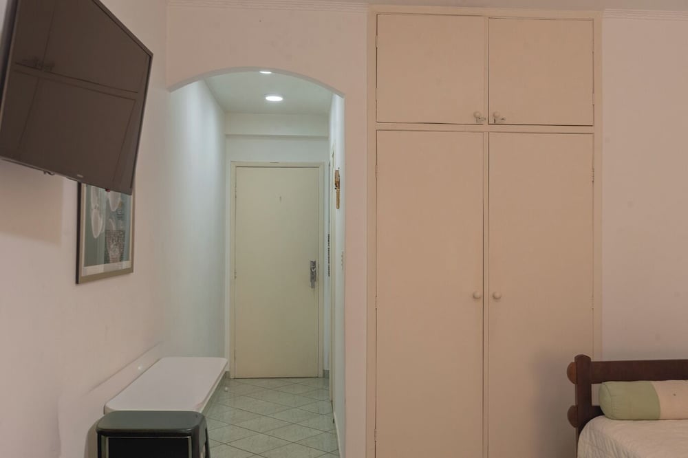 Cavalinho Branco Flat Para 4 Pessoas c Piscina