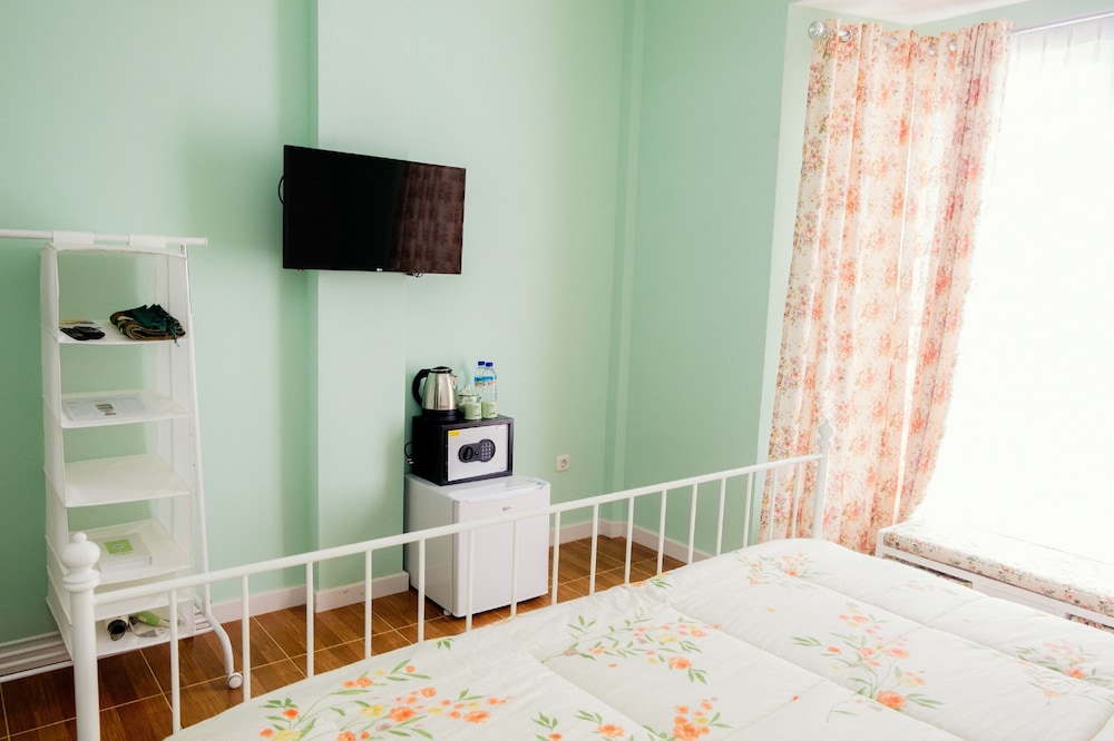 Sweet Peach House