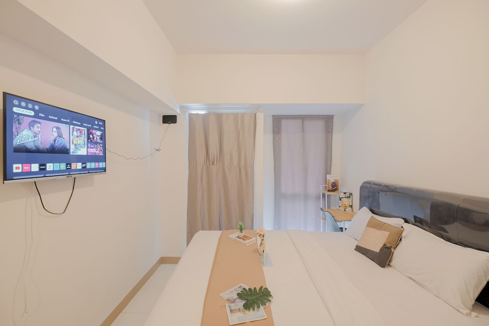 Cozy And Simply Look Studio Apartment Tokyo Riverside Pik 2