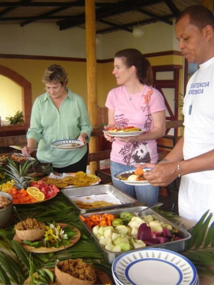 Guayabo Lodge