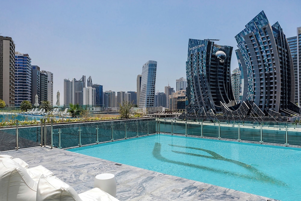 Binghatti Canal 1BR with view on Marina