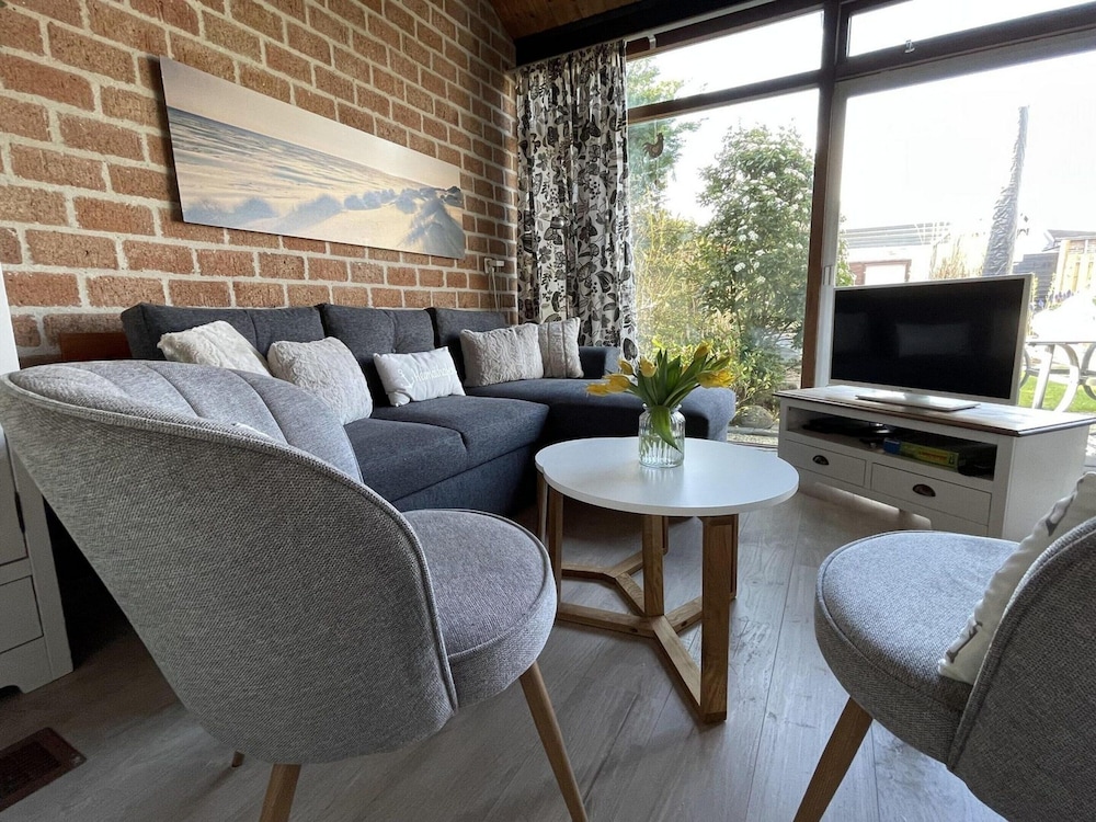 Bungalow in Sint Maartenszee Near Dune