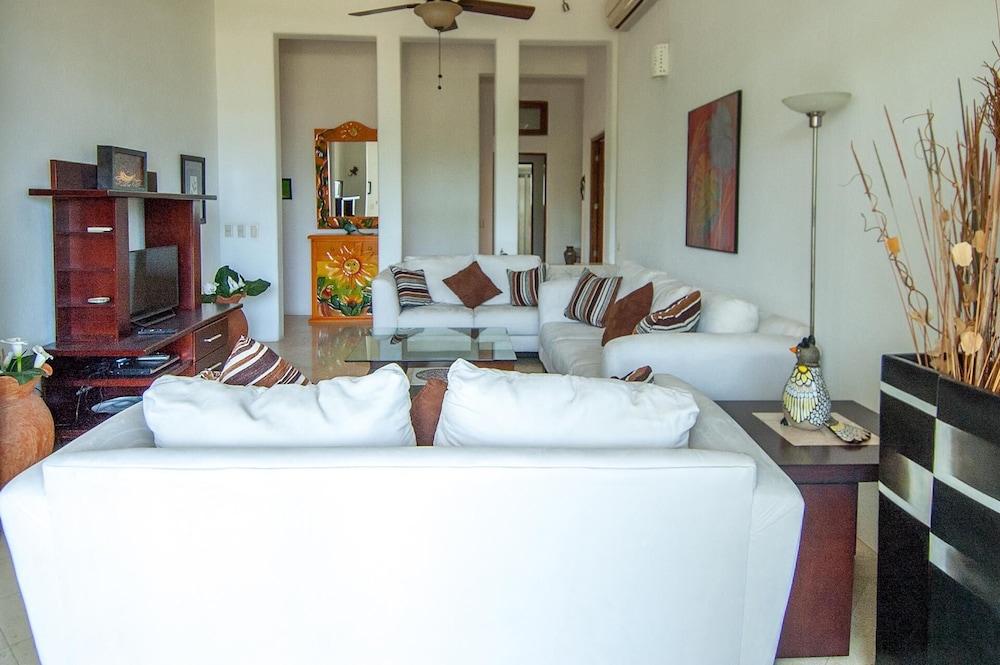 Mar A Villa view 2
