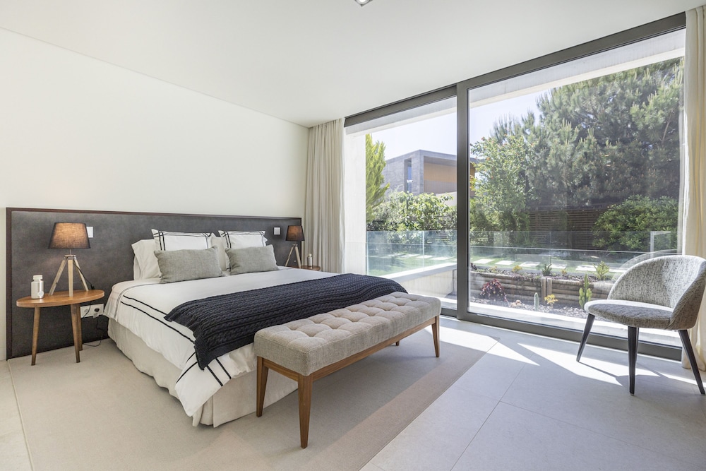 Troia Design Villa by Cadenzalux