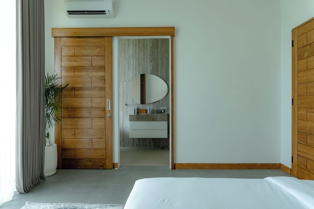 AMO Residences