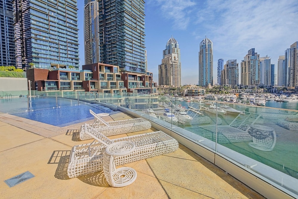 Modern Aesthetic 2-bedroom in Dubai Marina