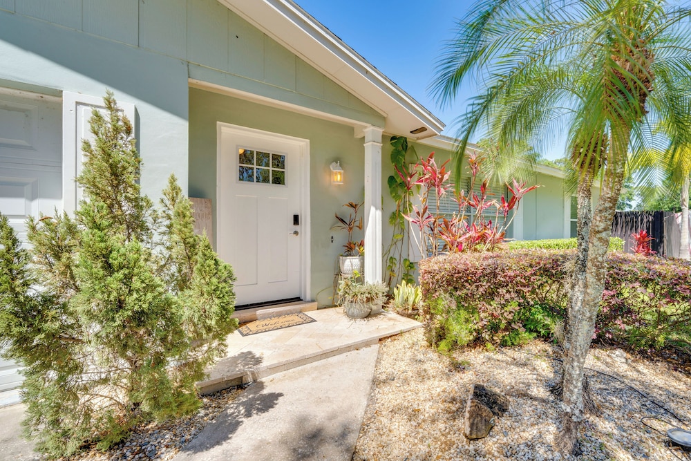 Private Outdoor Oasis w/ Pool: Home in Longwood!